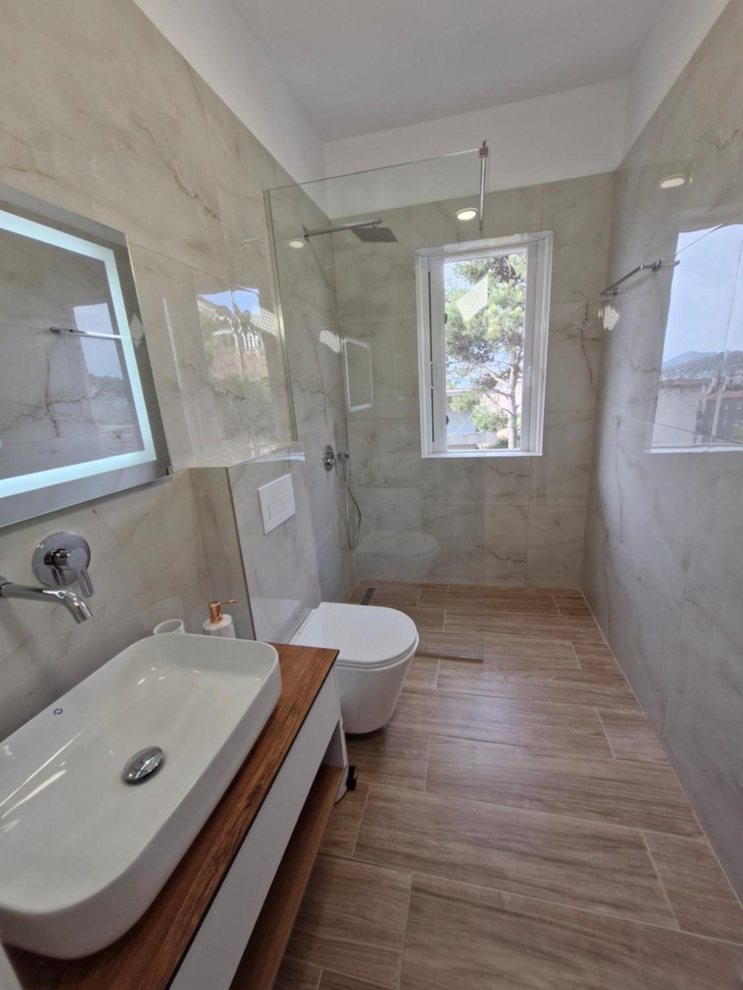 Villa Virginia Sarandë 외부 사진