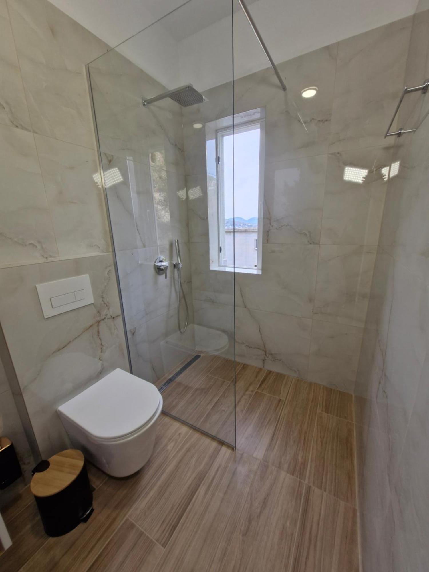 Villa Virginia Sarandë 외부 사진